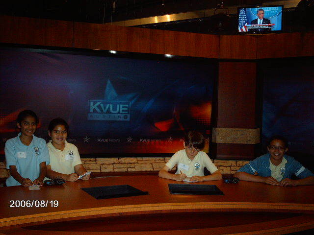 Terminar guión Noticiero y mejorar herramienta tecnológica