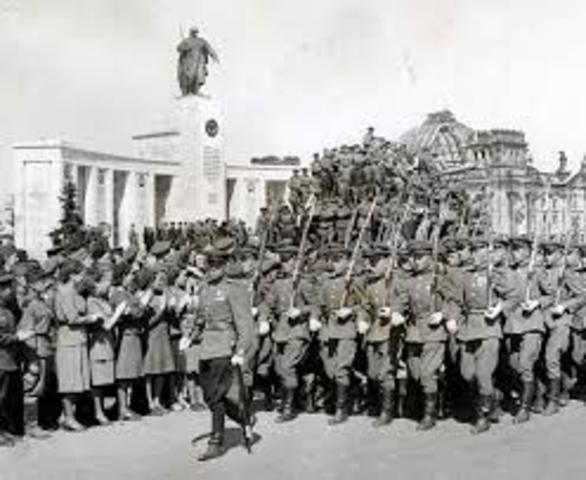 Russians enter Berlin