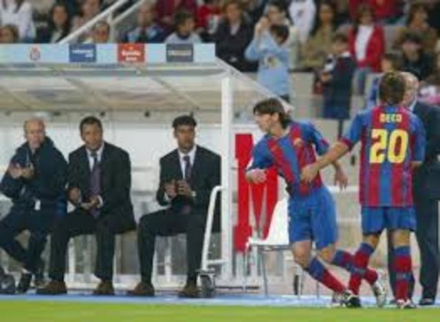 He debuted with the first team of FC Barcelona