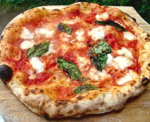 Nace la palabra Pizza