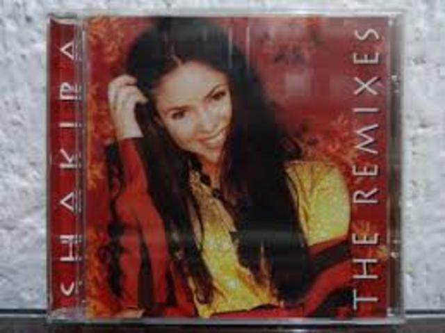 publicó un disco compacto con sus mayores éxitos en español hasta ese momento