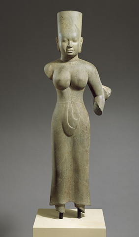 Female diety, 7th-8th century Cambodia