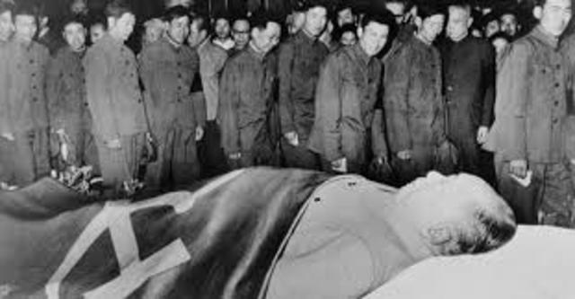 Upon the death of Mao, Buddhism begins to revive in China.