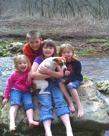 cuatro abril dos mil diez