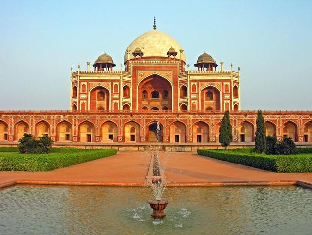 Humayun's Tomb, Mausoleum. Delhi, India.