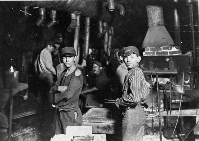 1876- Minimum age law urged by Labor Movement