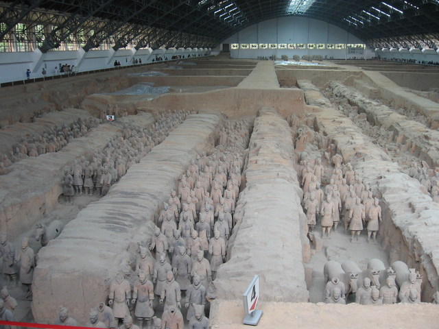 terracotta army found in china