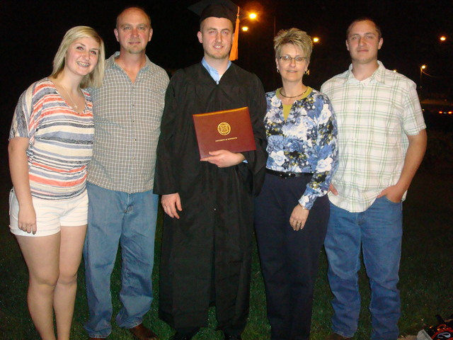 El ocho de Mayo de dos mil doce