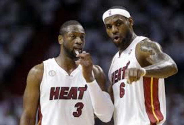 Octubre sise de dos mill siez