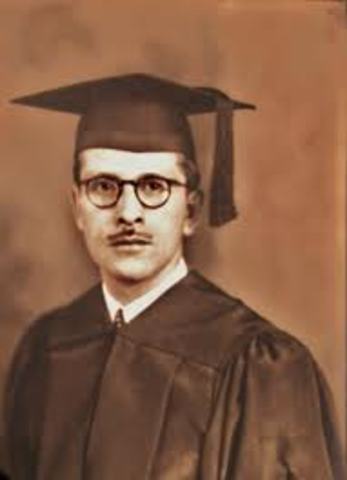 termina su vida estudiantil en paris y se dedica a viajar