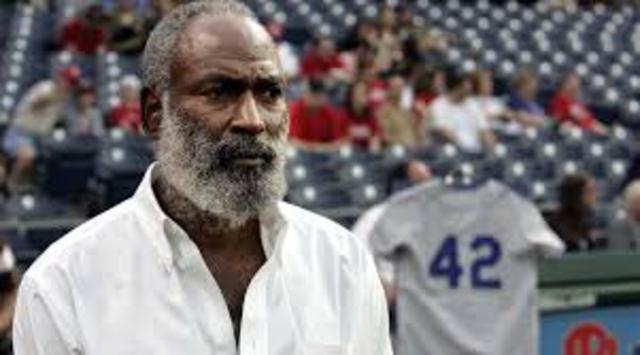 Jackie's second son David Robinson was born.