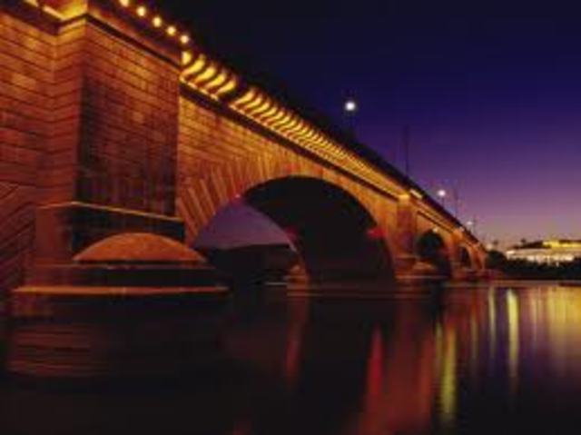 London Bridge Brought to the U.S.