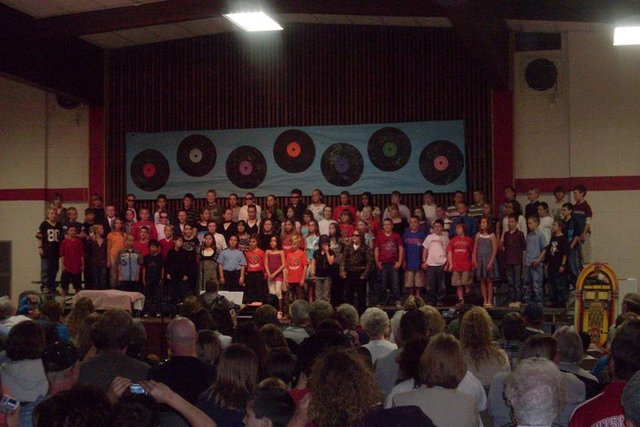 El vienticinco de mayo de dos mil diez