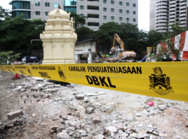 Malaysian Demolition of Temples