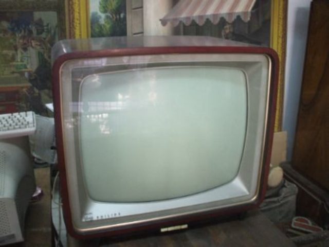 radio televicion y material impreso