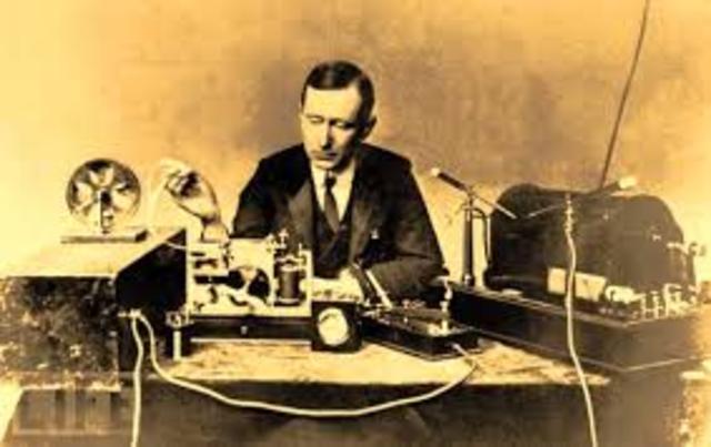 TRANSMISSÃO DE AULAS VIA RÁDIO