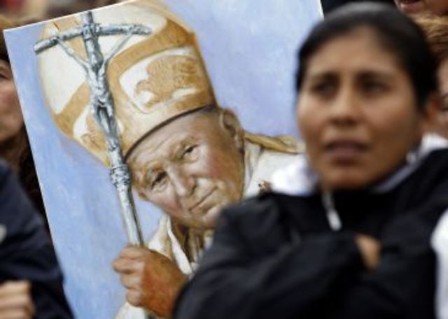Juan Pablo II es proclamado beato