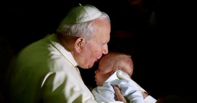 Anuncian fecha para canonización de Juan Pablo II