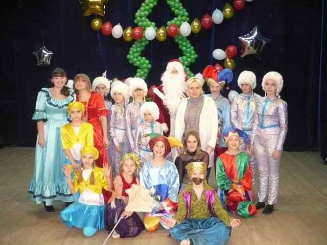 Новый год в ДЮЦ - Пузанова Светлана Ивановна