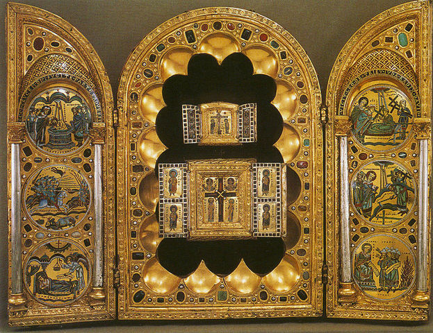 Stavelot Triptych