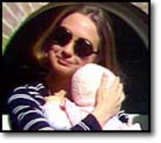 Hillary gives birth to her only child.