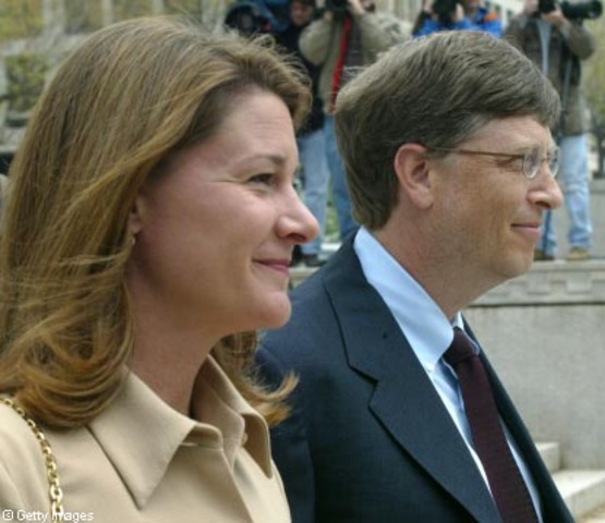 Bill Gates marries Melinda French