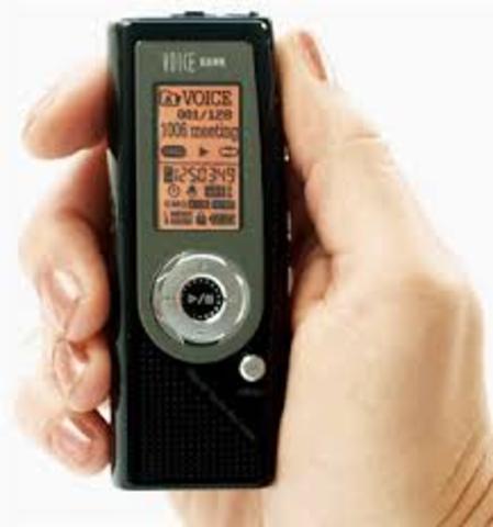 Voice recorder