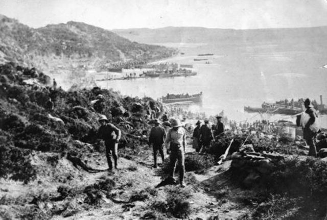 Allies begin withdrawal of troops from Gallipoli