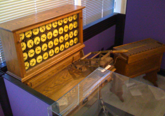 Máquina para censar