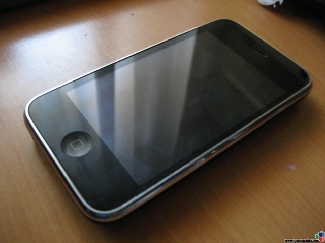 Iphone 2nd generation was discontinued