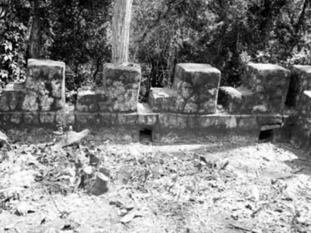 Desagües en la antigua ciudad de Cempoala, Veracruz, 1890-1891