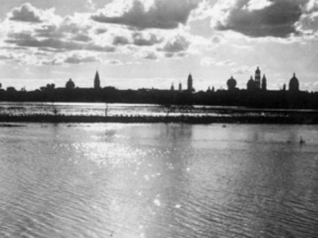 Antiguas cajas de agua en Celaya, Guanajuato, ca. 1945