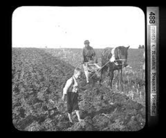 Lenin Adopts the NEP