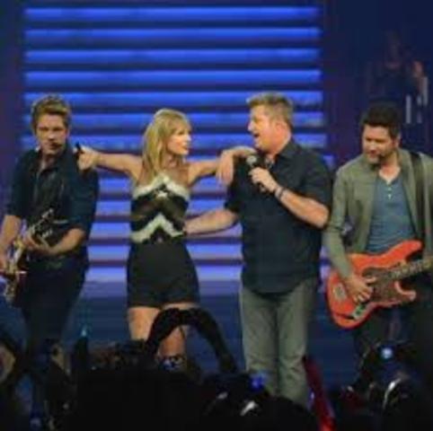 Toured with Taylor Swift and Rascal Flatts in 2011