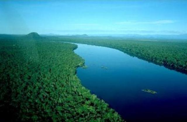 La expedición llega a la orillas de un nuevo río
