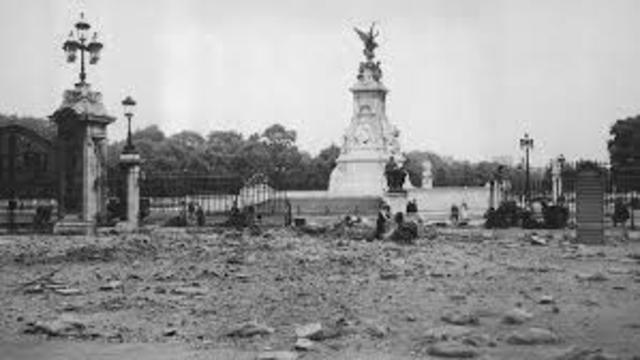 italians invade bristish-controlled egypt