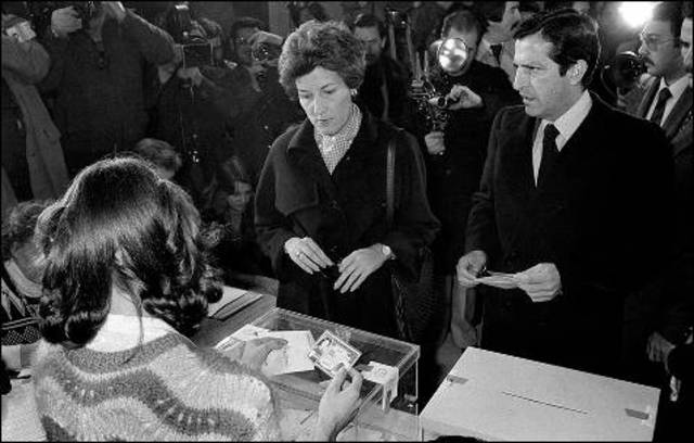 Primeras elecciones generales libres.