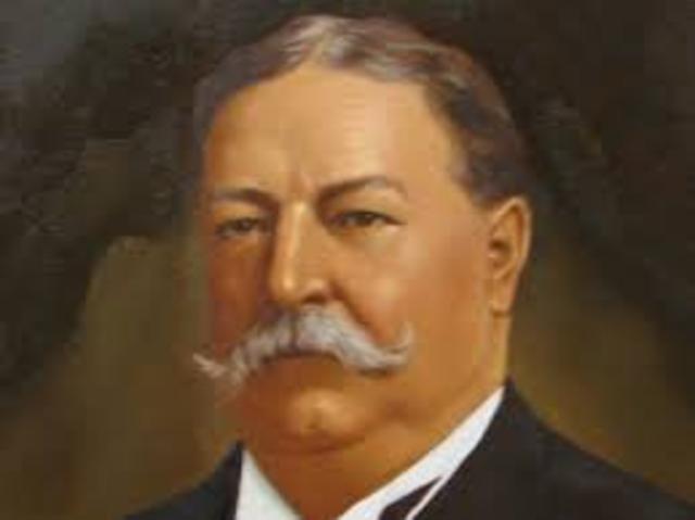 William Howard Taft becomes president