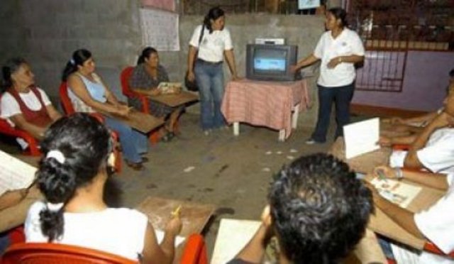 organización de trasmisión y emisión