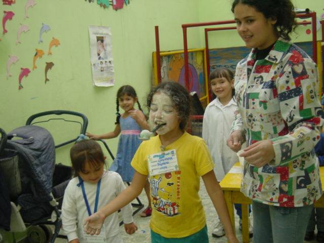 docente del gimnasio pedagogico mentes abiertas