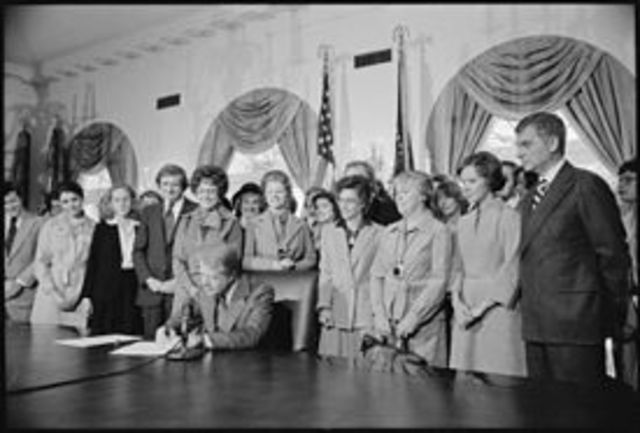 Equal Rights Amendment fails to become Ratified!