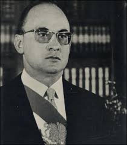 - 30 de Noviembre de 1976. Luis Echeverria Álvarez