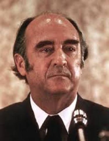 - 30 de Noviembre de 1982 . José López Portillo