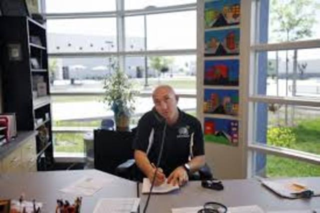 Karen and David get a call from the freshman dean