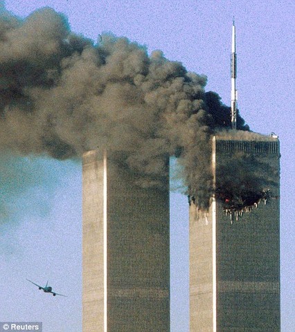 Flight 11 crashes into the North Tower (1st attack)
