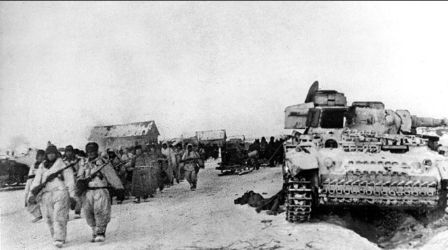Germans attack Stalingrad