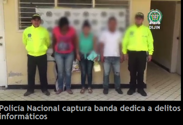 Policía detiene a diez personas por robos a través de internet
