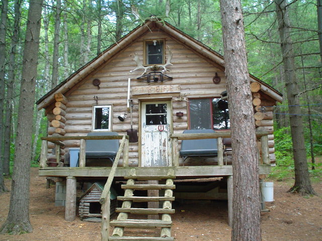Crabbe and Mary raid the hunt camp