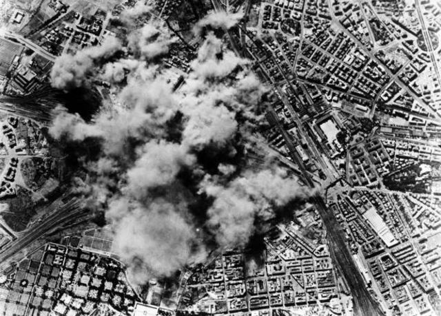 Allies bomb Rome