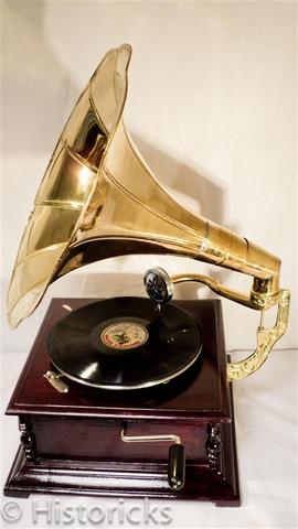 Le Gramophone